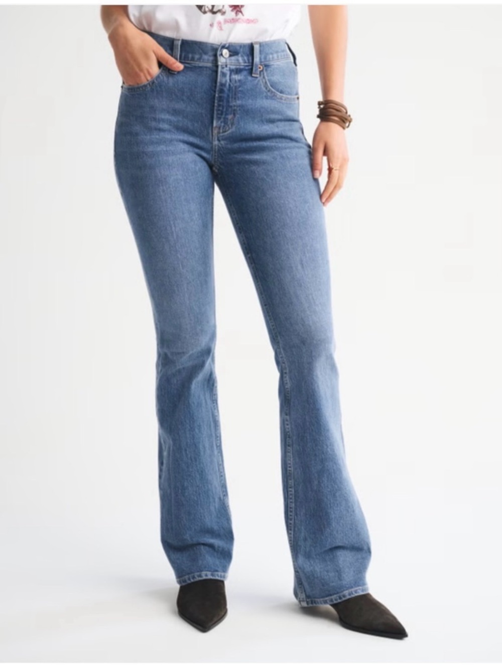 Abercrombie & Fitch Mid Rise Bootcut Jean 32 Regular
